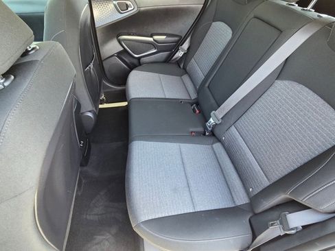 Used 2023 Kia Soul EX FWD image 17