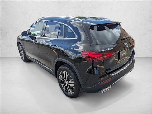 Used 2026 Mercedes-Benz GLA 250 4MATIC image 7