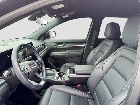Used 2026 GMC Terrain Elevation w/ Elevation Premium Package FWD image 7