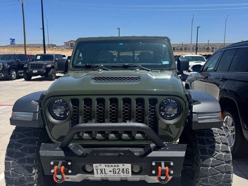 Used 2023 Jeep Gladiator Mojave w/ LED Lighting Group AWD/4WD image 1