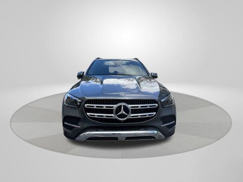 Used 2025 Mercedes-Benz GLE 450e 4MATIC image 2