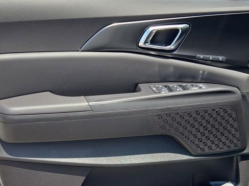 New 2026 Kia Carnival SX w/ SX Dark Edition Package image 15