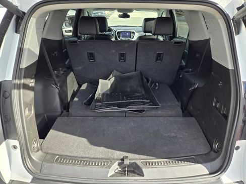 Used 2021 GMC Acadia SLT image 30