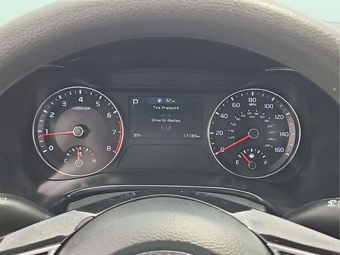 Used 2024 Kia Forte LXS w/ LXS Technology Package FWD image 18