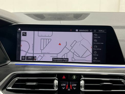 Used 2020 BMW X7 xDrive40i w/ Premium Package AWD/4WD image 11