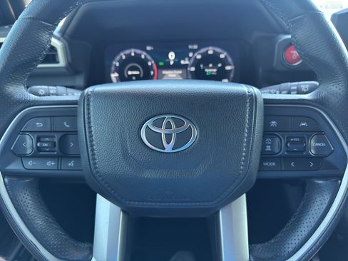 Used 2025 Toyota 4Runner TRD Off-Road AWD/4WD image 16