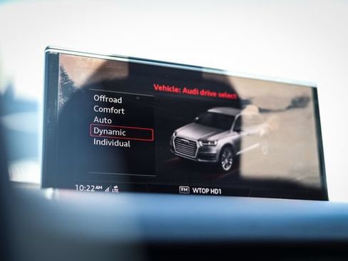 Used 2019 Audi Q7 2.0T Premium Plus w/ Premium Plus Package AWD/4WD image 45