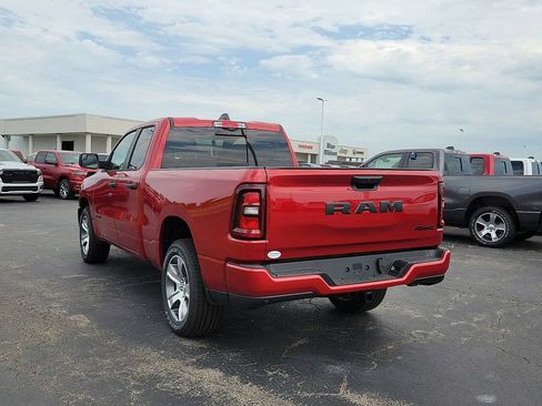 New 2026 RAM 1500 Express AWD/4WD image 5