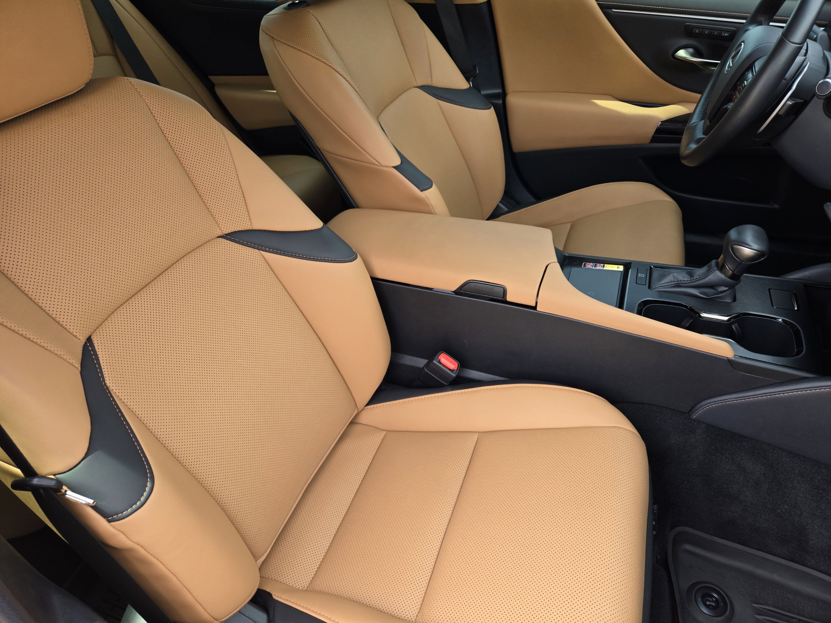 Used 2025 Lexus ES 350 w/ Premium Package FWD image 10