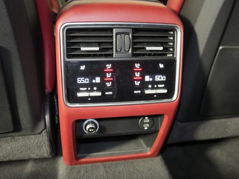 Certified 2021 Porsche Cayenne GTS AWD/4WD image 40
