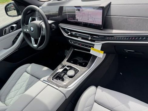 New 2026 BMW X5 xDrive40i AWD/4WD image 28