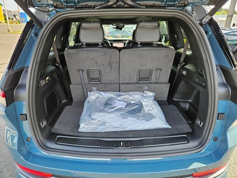New 2026 Jeep Grand Cherokee L Limited AWD/4WD image 11