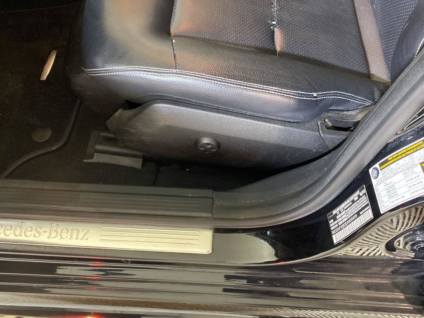 Used 2014 Mercedes-Benz E 350 4MATIC Sedan image 8