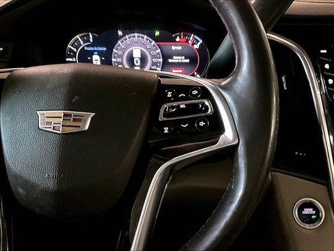 Used 2017 Cadillac Escalade Luxury RWD image 18