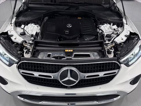 Certified 2023 Mercedes-Benz GLC 300 4MATIC image 29