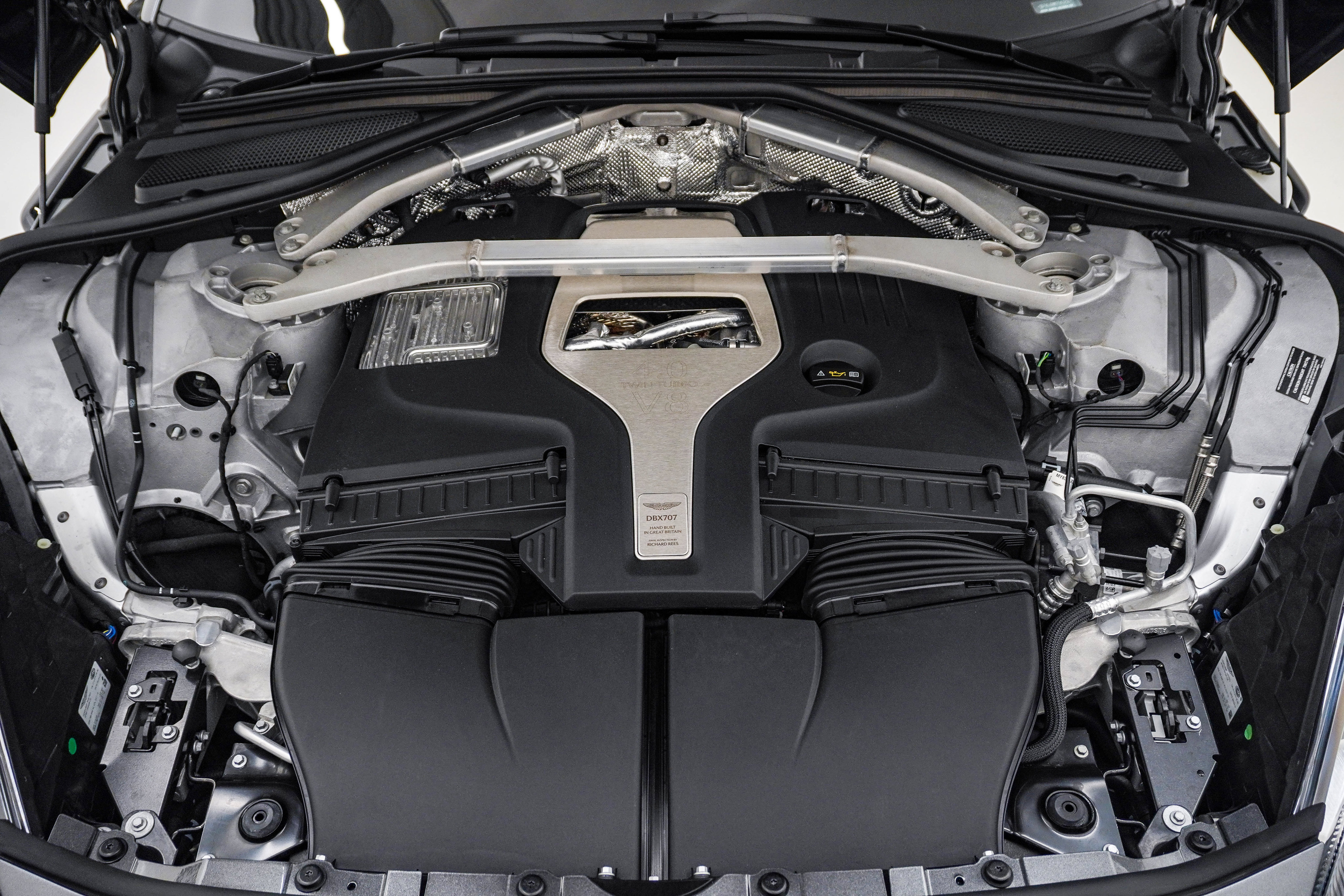 Used 2026 Aston Martin DBX 707 AWD/4WD image 33