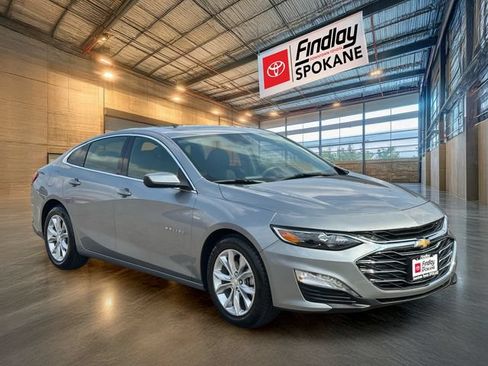Used 2024 Chevrolet Malibu LT FWD image 2