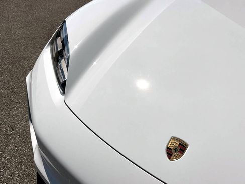 Certified 2025 Porsche Macan 4S Electric image 15