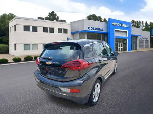 Used 2018 Chevrolet Bolt LT FWD image 4