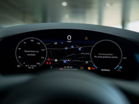 New 2026 Porsche Panamera image 20