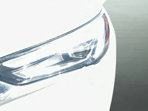 Used 2018 Buick Enclave Essence FWD image 27