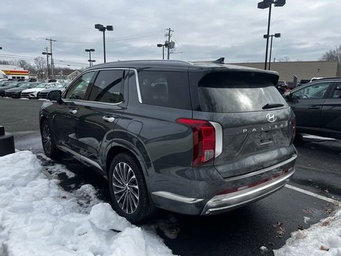 Used 2023 Hyundai Palisade Calligraphy image 5