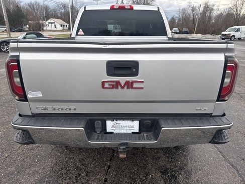 Used 2018 GMC Sierra 1500 SLT w/ SLT Premium Package image 4
