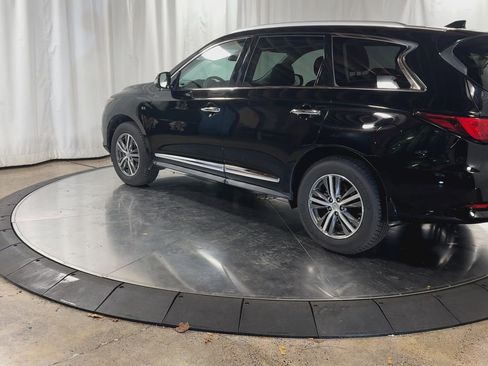 Used 2019 INFINITI QX60 Luxe w/ Essential Package image 6