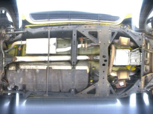 Used 2004 Chevrolet SSR w/ Preferred Equipment Group RWD image 12