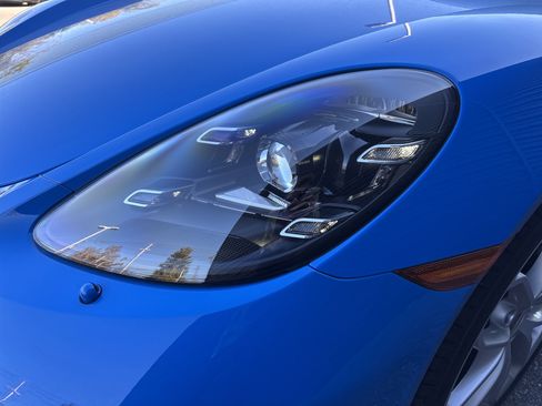 New 2025 Porsche 718 Boxster Premium Package image 24