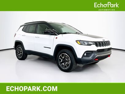Used 2025 Jeep Compass Trailhawk