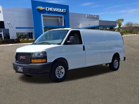 Used 2023 GMC Savana 2500 Extended w/ Driver Convenience Package RWD image 32