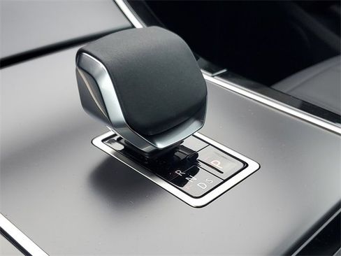 New 2026 Land Rover Range Rover Evoque S image 32