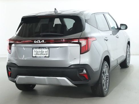 Used 2024 Kia Seltos LX AWD/4WD image 46