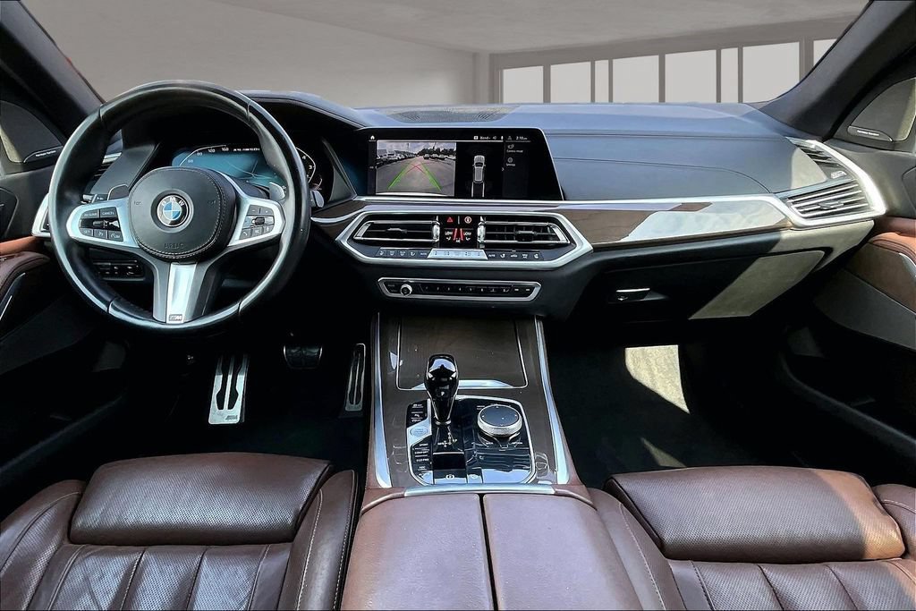 Used 2021 BMW X5 M50i AWD/4WD image 16