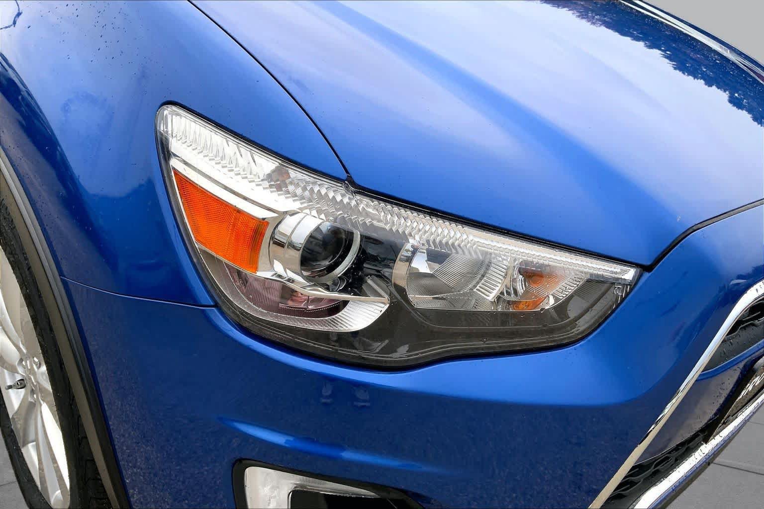 Used 2015 Mitsubishi Outlander Sport SE AWD/4WD image 27