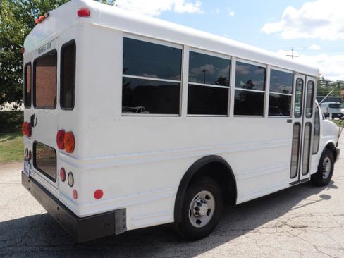 Used 2008 Chevrolet Express 3500 w/ School Bus Package RWD image 32