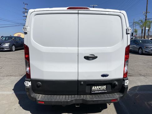 Used 2019 Ford Transit 250 148 Low Roof RWD image 9