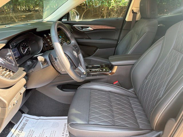 Used 2023 Buick Envision Avenir AWD/4WD image 11
