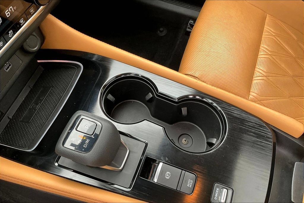 Used 2023 Nissan Rogue Platinum FWD image 18