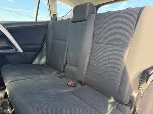 Used 2016 Toyota RAV4 LE image 13