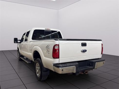 Used 2016 Ford F350 Lariat w/ Chrome Package image 4