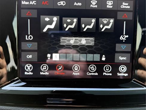 Used 2021 Dodge Durango GT image 28