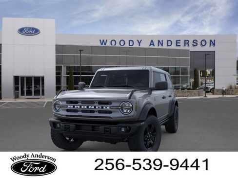 New 2025 Ford Bronco Big Bend w/ Black Diamond Package AWD/4WD image 2