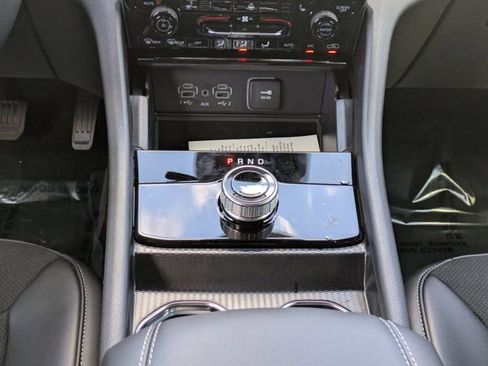 New 2025 Jeep Grand Cherokee L Altitude image 17