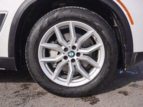 Used 2023 BMW X5 xDrive40i w/ Executive Package image 32