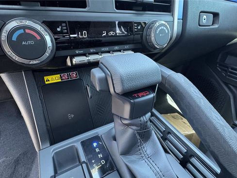 New 2025 Toyota Tacoma TRD Off-Road image 20