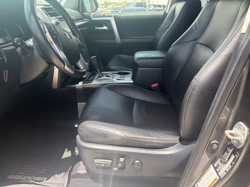 Used 2018 Toyota 4Runner Limited AWD/4WD image 14