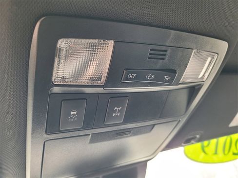 Used 2019 Toyota Tacoma TRD Off-Road image 20