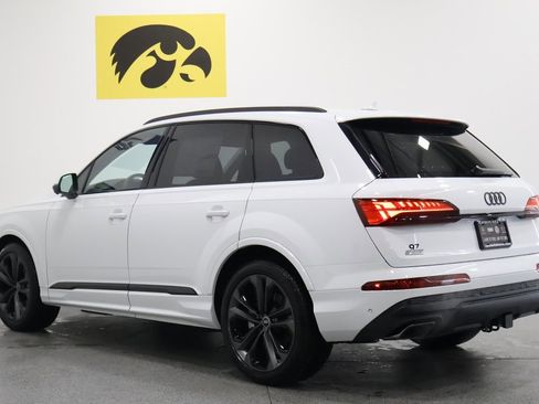 Used 2025 Audi Q7 3.0T Prestige image 9